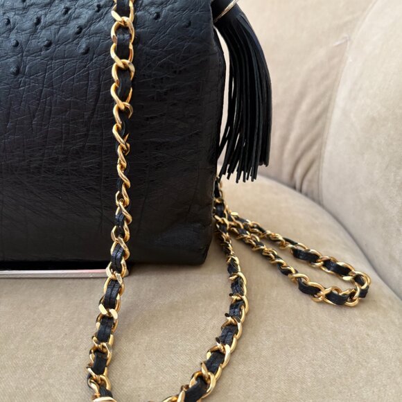 VTG Auth LUC BENOIT Genuine Ostrich Black Chain Shoulder Bag...GORGEOUS! - Picture 3 of 9